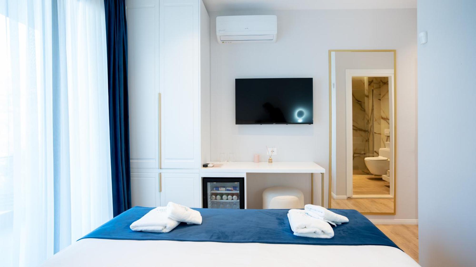 Radhimë Sea Queen Luxury Hotel מראה חיצוני תמונה