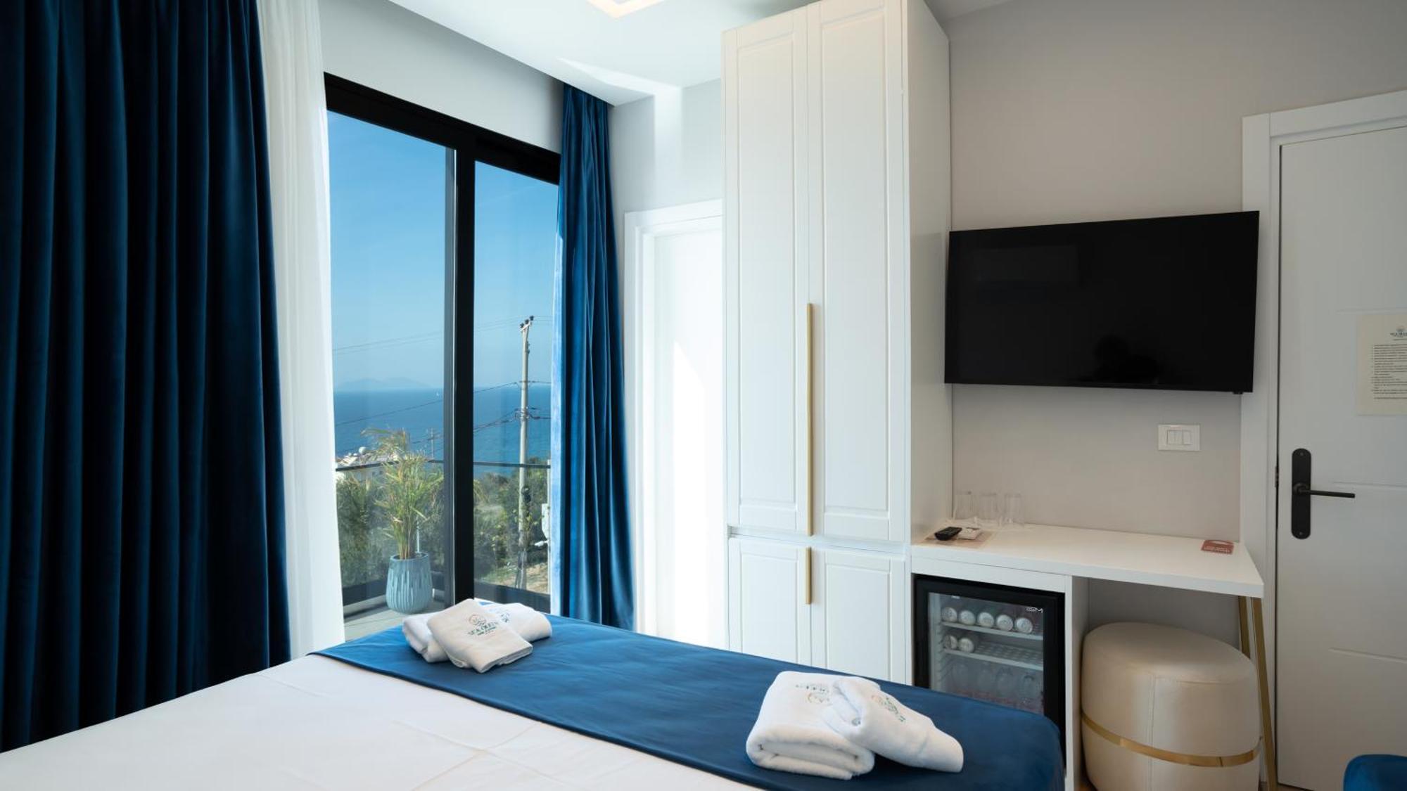 Radhimë Sea Queen Luxury Hotel מראה חיצוני תמונה