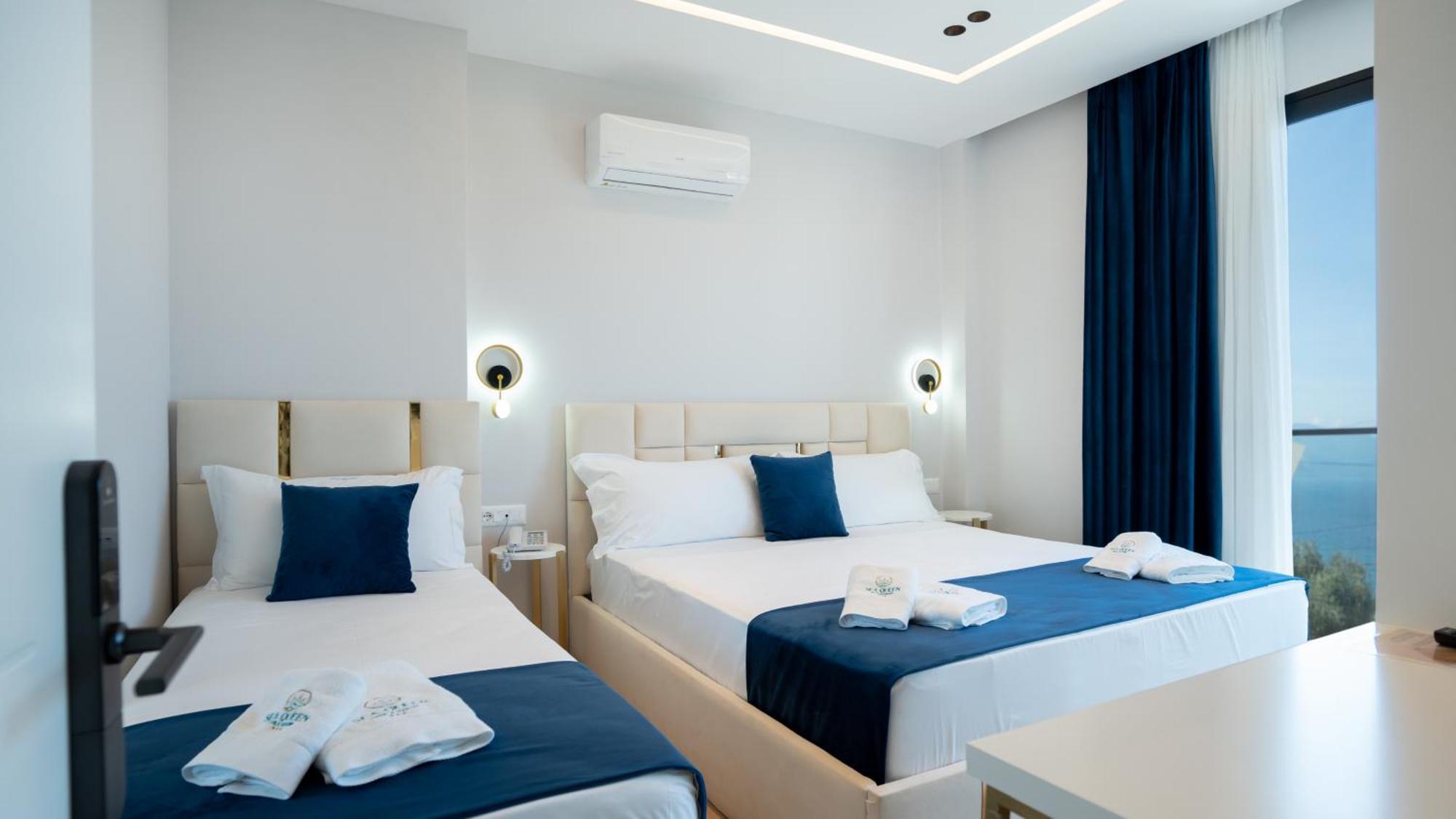 Radhimë Sea Queen Luxury Hotel מראה חיצוני תמונה