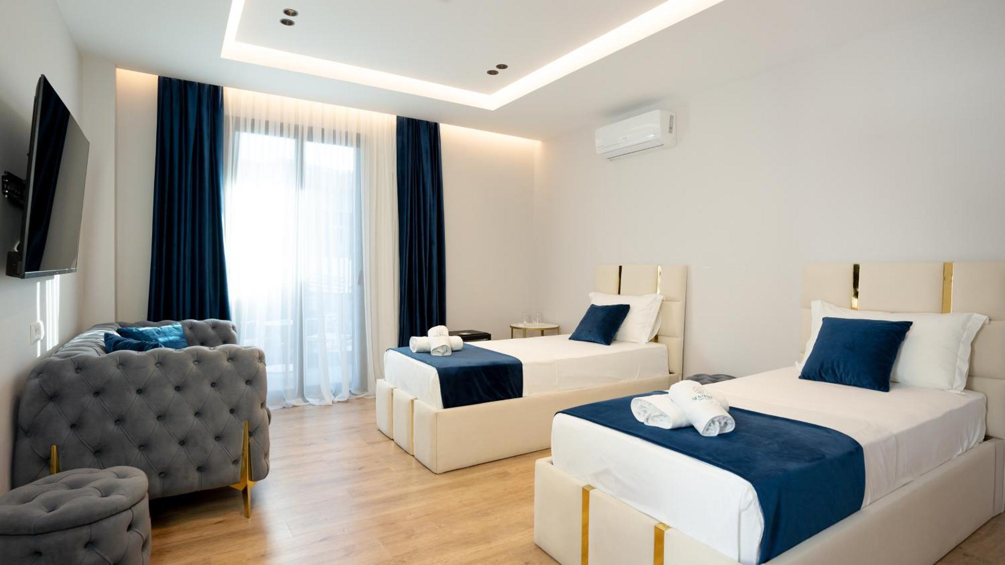 Radhimë Sea Queen Luxury Hotel מראה חיצוני תמונה