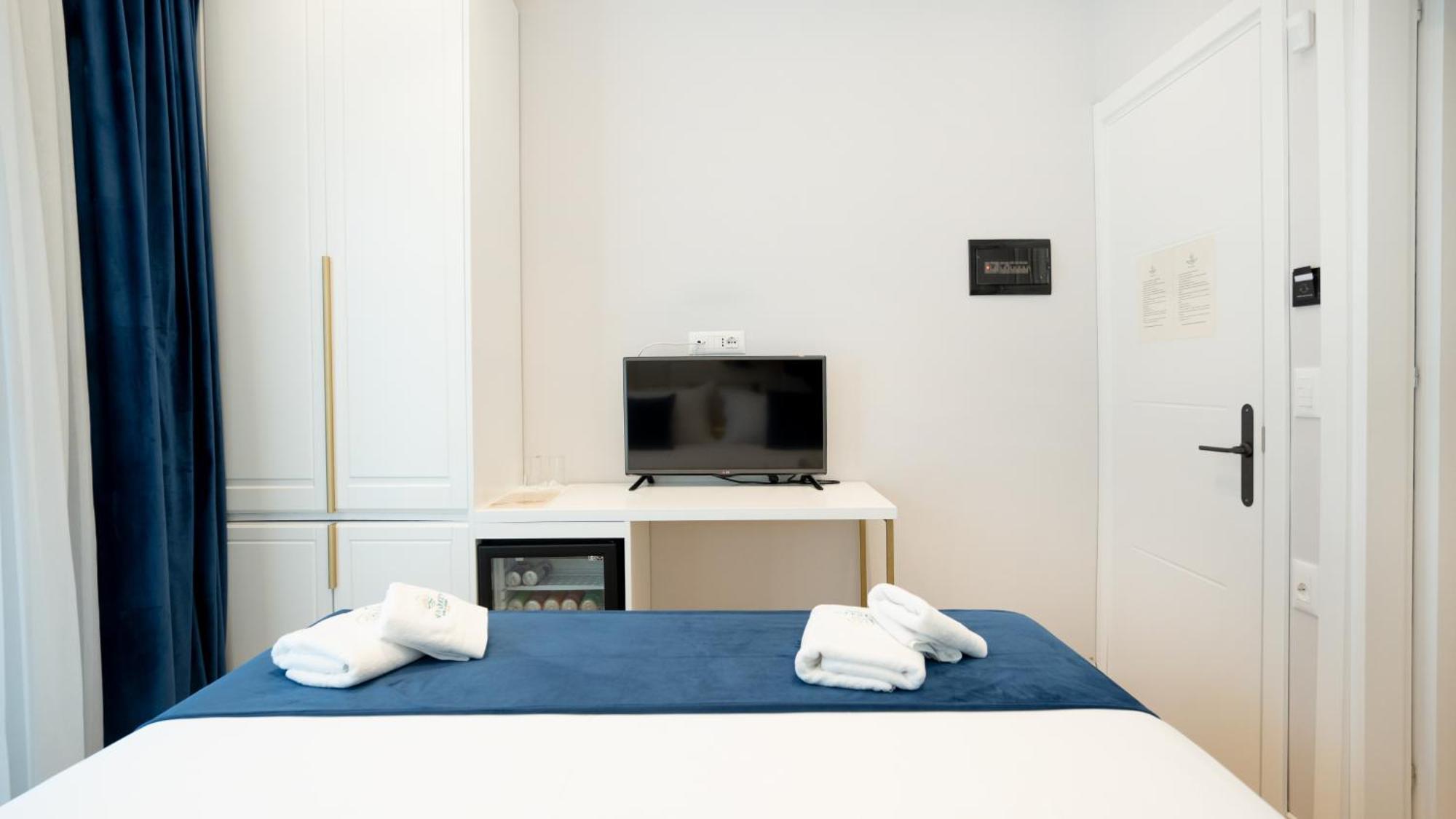 Radhimë Sea Queen Luxury Hotel מראה חיצוני תמונה
