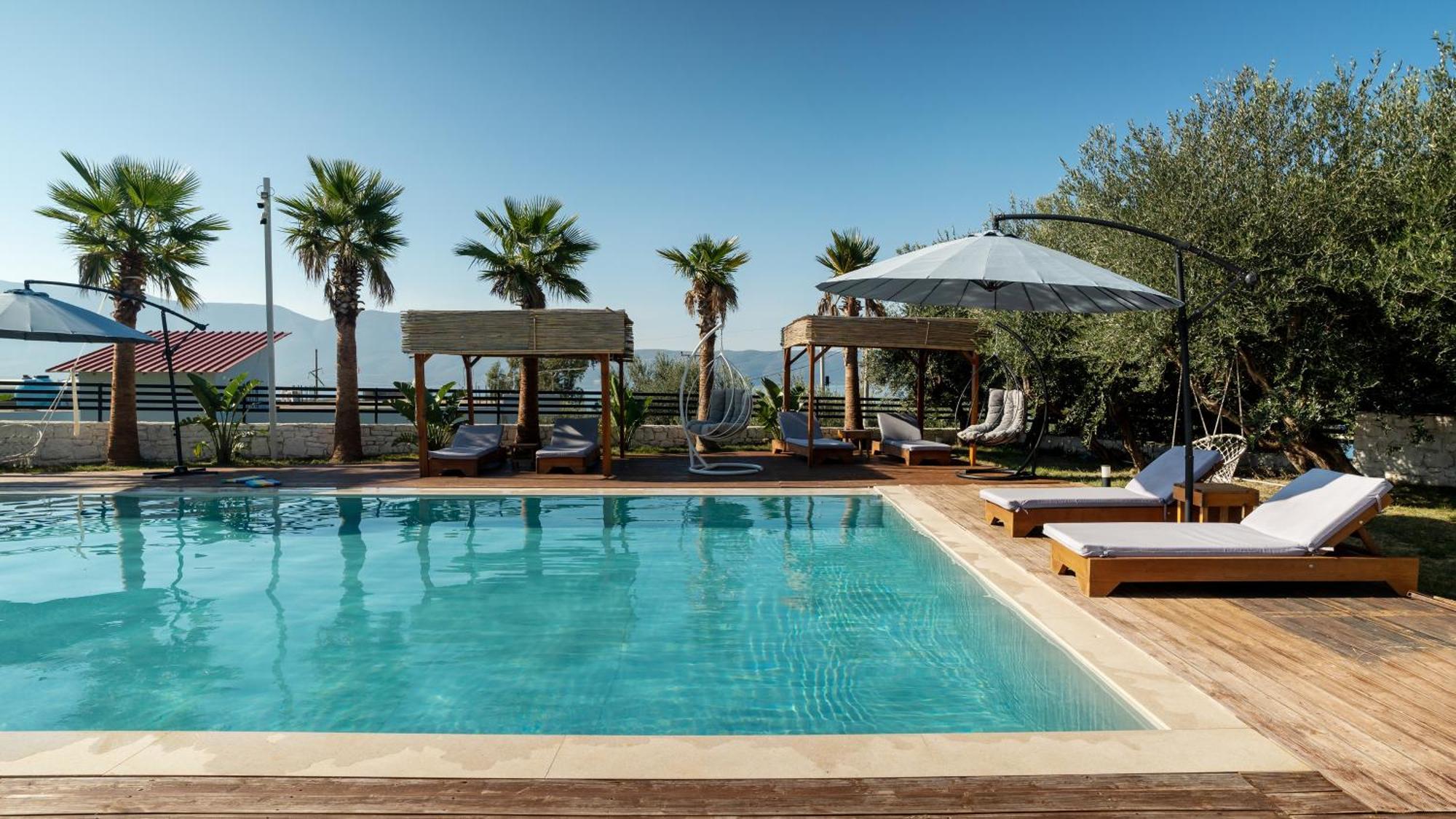 Radhimë Sea Queen Luxury Hotel מראה חיצוני תמונה